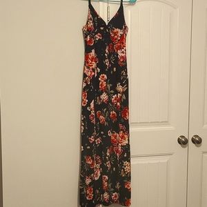 Floral Maxi w/ Slits